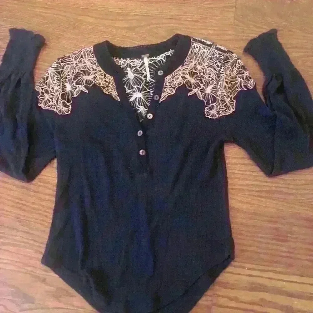 Free People Boho Black Gauze Thermal Embroidered Long Sleeve Top size XS